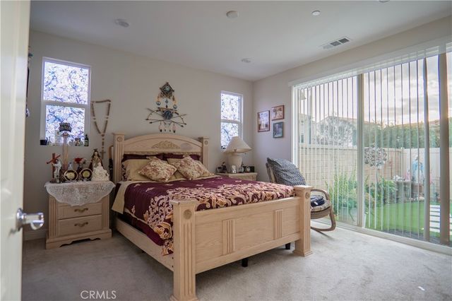 20525 Martingale, Saugus, CA 91350