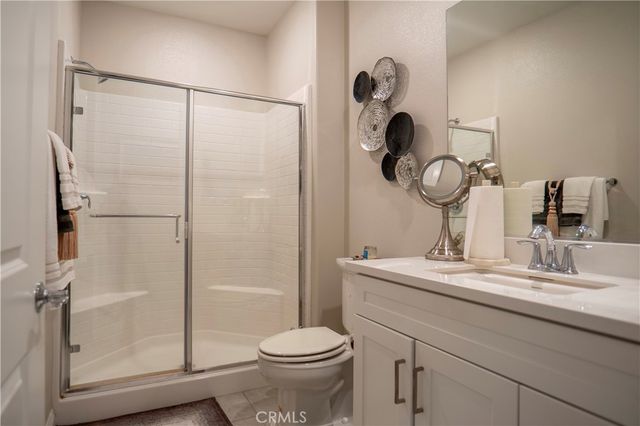 20525 Martingale, Saugus, CA 91350