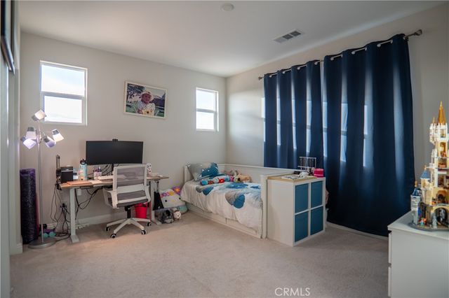 20525 Martingale, Saugus, CA 91350