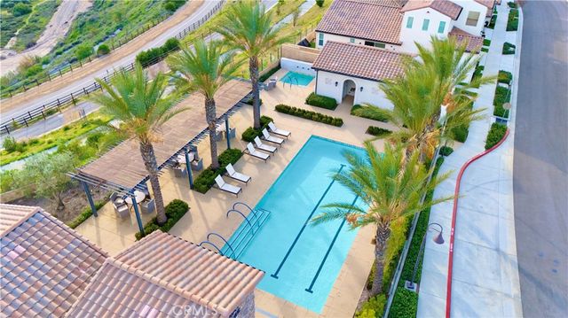 20525 Martingale, Saugus, CA 91350