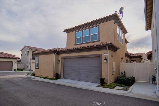 20525 Martingale, Saugus, CA 91350