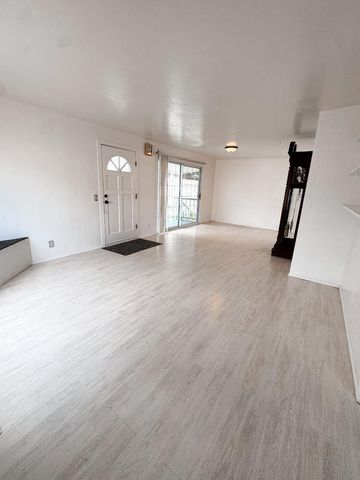 77 Creekside Drive 77, Half Moon Bay, CA 94019
