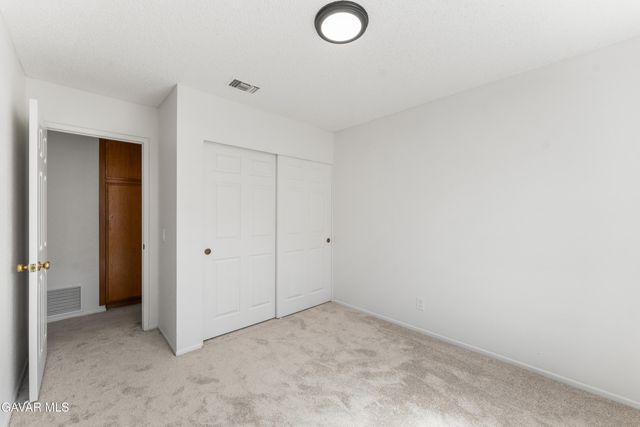 38027 Raintree Lane, Palmdale, CA 93552