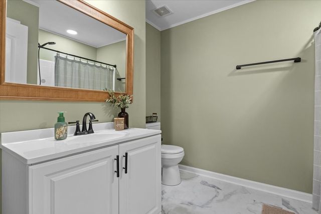 500 Fawn Ct, Burns, TN 37029