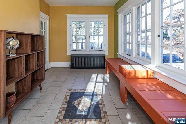 10 Whittier Avenue, Trenton, NJ 08618