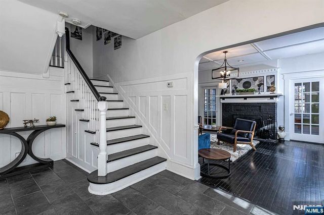 10 Whittier Avenue, Trenton, NJ 08618