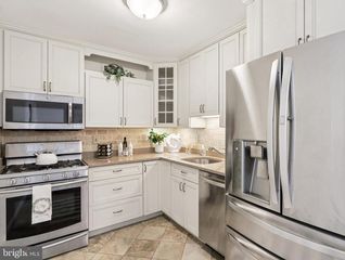 4977 BATTERY LN #1-610, Bethesda, MD 20814