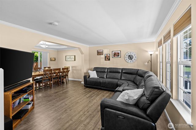 10357 Wilkes Court NW, Silverdale, WA 98383