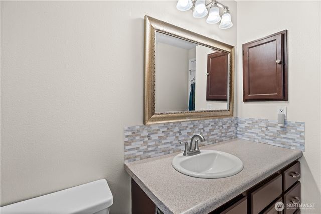 10357 Wilkes Court NW, Silverdale, WA 98383