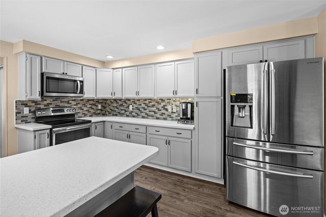 10357 Wilkes Court NW, Silverdale, WA 98383