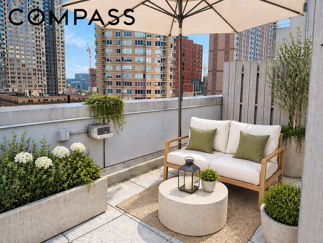 464 W 44th Street PHA, New York City, NY 10036