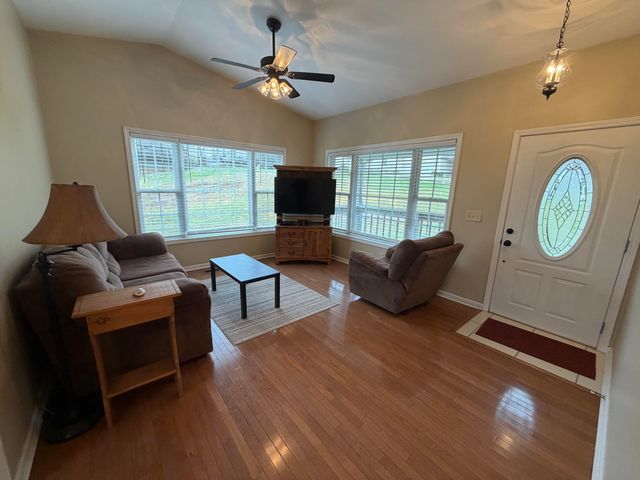 49 Creekside Lane, Corbin, KY 40701