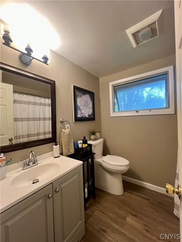 20 Oriole, Clay, NY 13090