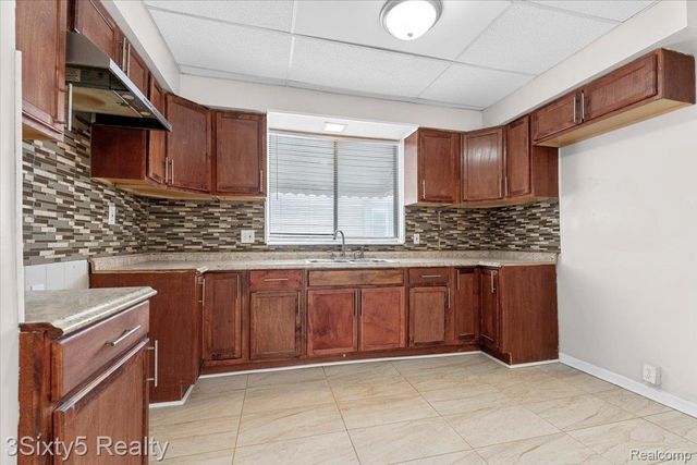 292 Genessee Street, River Rouge, MI 48218