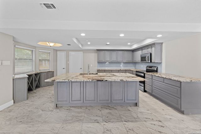 29735 SADDLEBACK CIR, Boerne, TX 78015