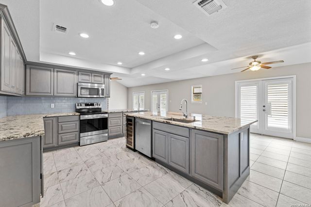 29735 SADDLEBACK CIR, Boerne, TX 78015