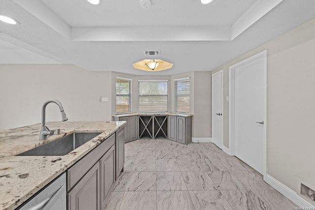 29735 SADDLEBACK CIR, Boerne, TX 78015