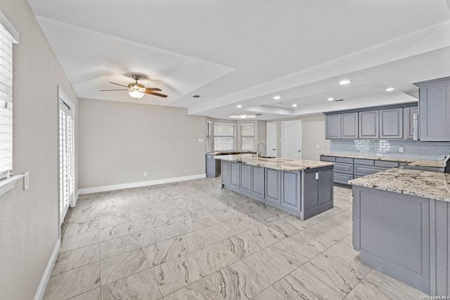 29735 SADDLEBACK CIR, Boerne, TX 78015