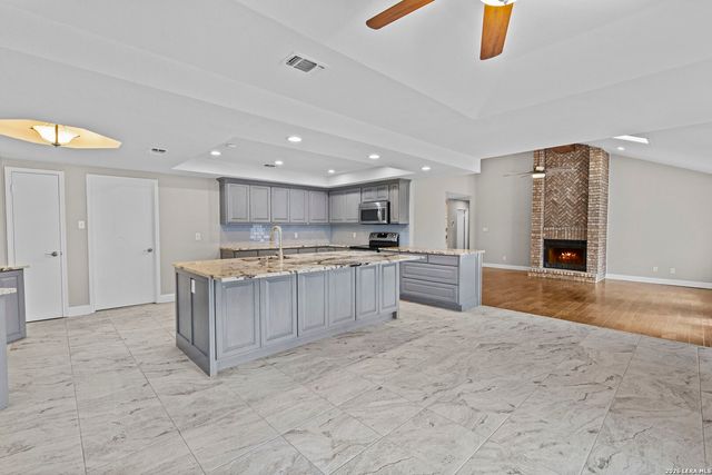 29735 SADDLEBACK CIR, Boerne, TX 78015