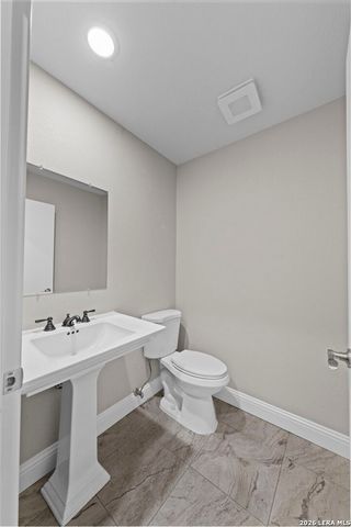 29735 SADDLEBACK CIR, Boerne, TX 78015