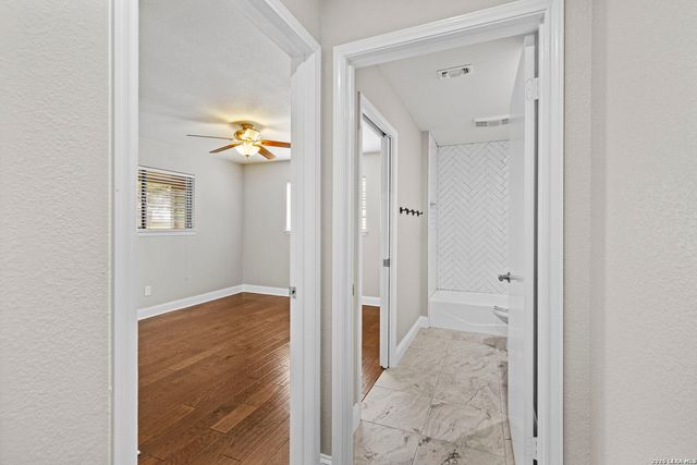 29735 SADDLEBACK CIR, Boerne, TX 78015