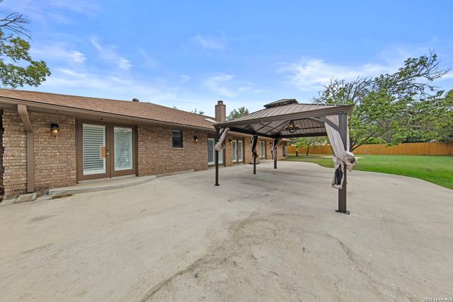 29735 SADDLEBACK CIR, Boerne, TX 78015