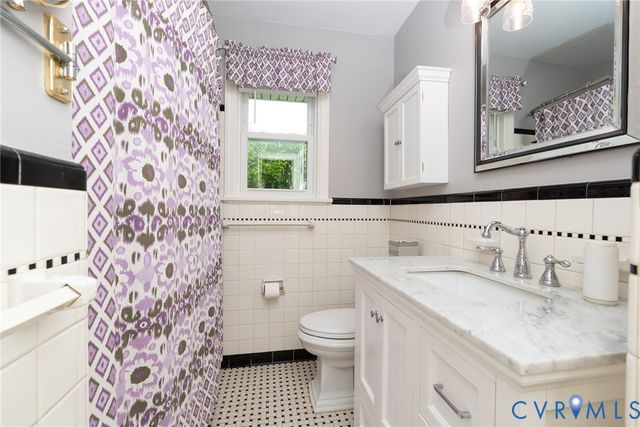 5915 Old Orchard Rd, Henrico, VA 23227