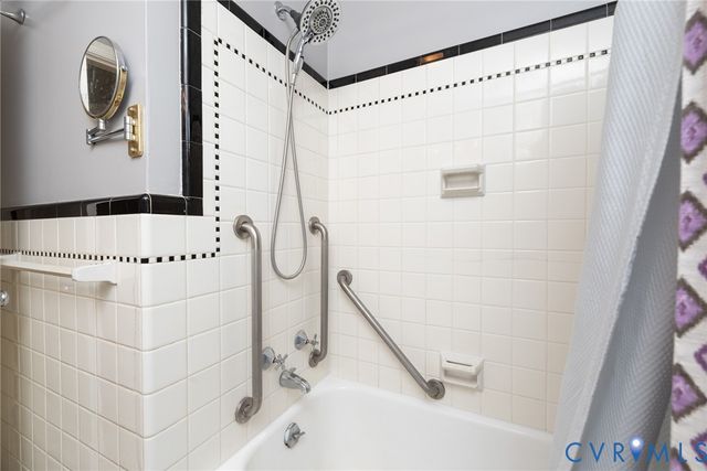 5915 Old Orchard Rd, Henrico, VA 23227