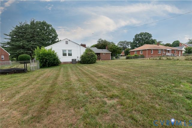 5915 Old Orchard Rd, Henrico, VA 23227