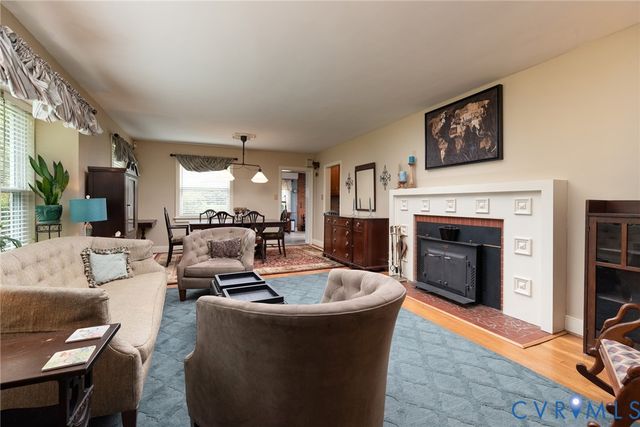 5915 Old Orchard Rd, Henrico, VA 23227