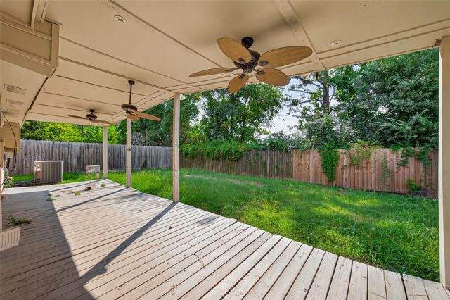 4726 Hickorygate Drive, Spring, TX 77373