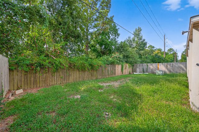 4726 Hickorygate Drive, Spring, TX 77373