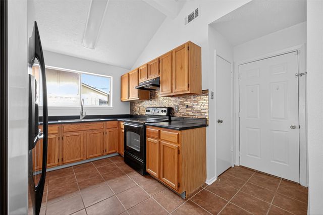 4726 Hickorygate Drive, Spring, TX 77373