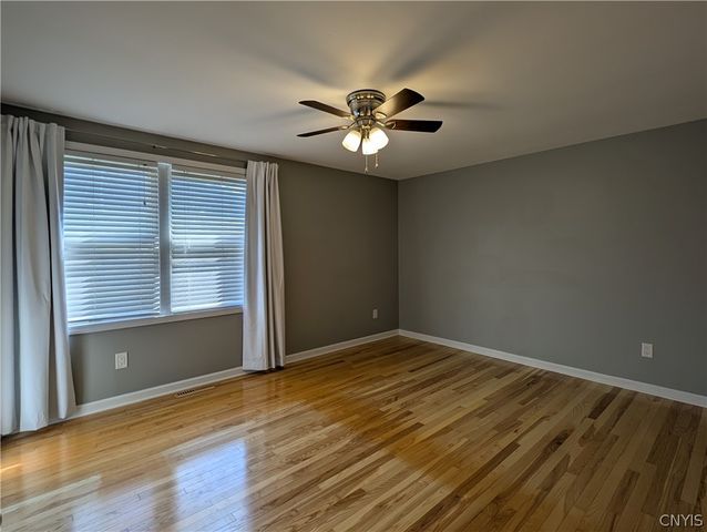 4741 New Hope South, Clay, NY 13090