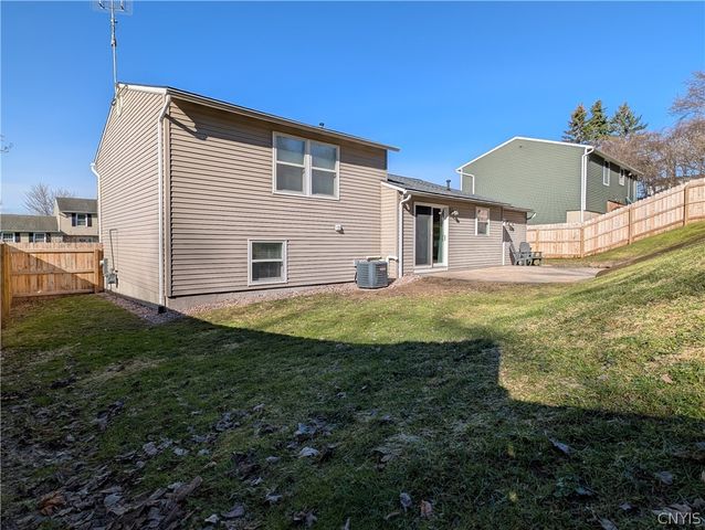 4741 New Hope South, Clay, NY 13090