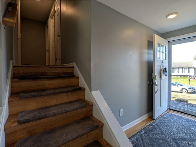 4741 New Hope South, Clay, NY 13090