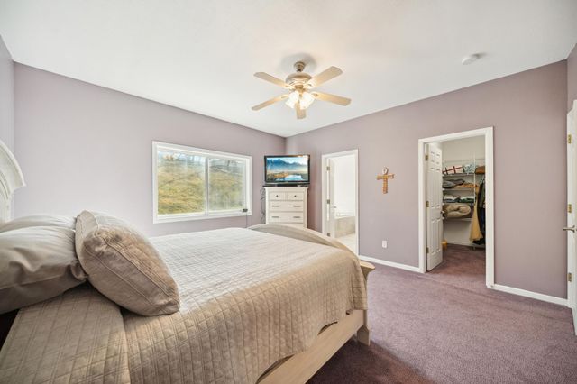 816 Southern Woods Place SW, Rochester, MN 55902