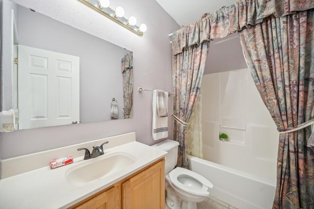 816 Southern Woods Place SW, Rochester, MN 55902