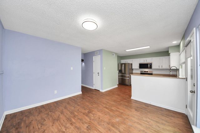 7508 Stewart Road, Galveston, TX 77551