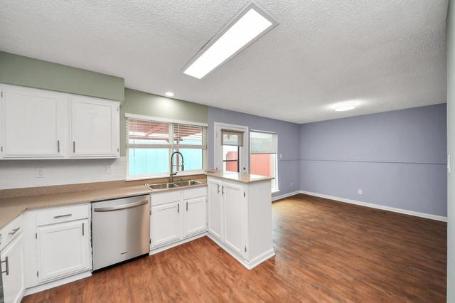 7508 Stewart Road, Galveston, TX 77551
