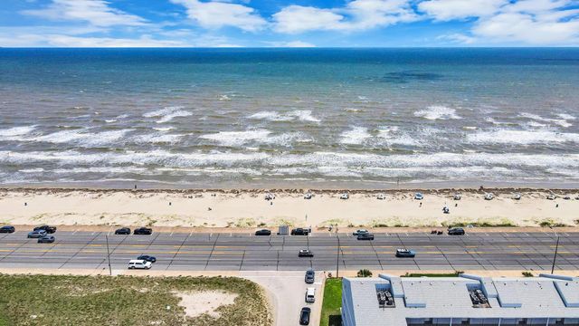 7508 Stewart Road, Galveston, TX 77551