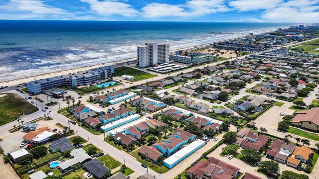 7508 Stewart Road, Galveston, TX 77551