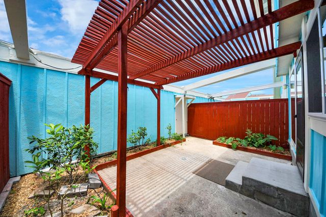 7508 Stewart Road, Galveston, TX 77551