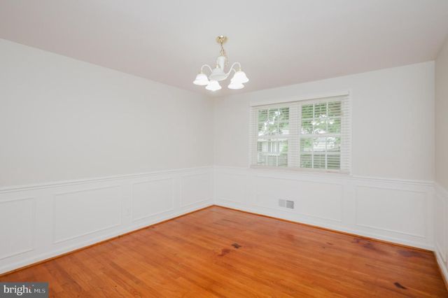 4 OLD SPRING CT, Cockeysville, MD 21030