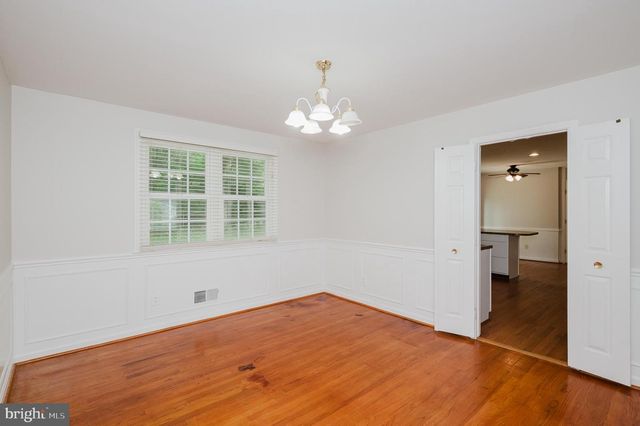 4 OLD SPRING CT, Cockeysville, MD 21030