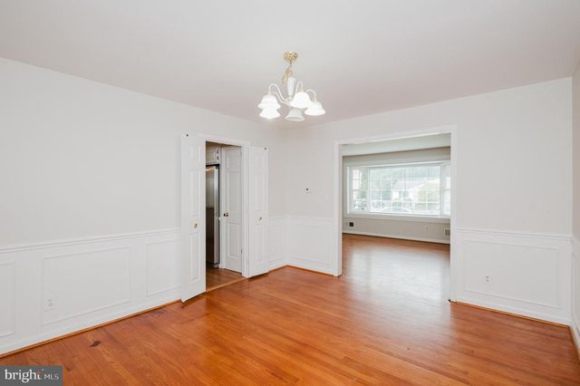 4 OLD SPRING CT, Cockeysville, MD 21030