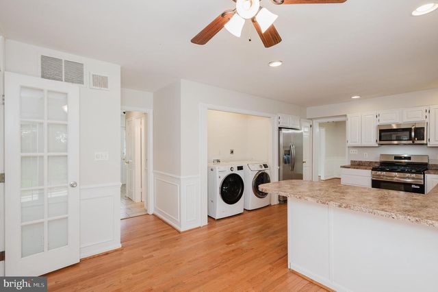 4 OLD SPRING CT, Cockeysville, MD 21030