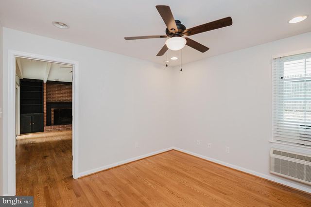 4 OLD SPRING CT, Cockeysville, MD 21030