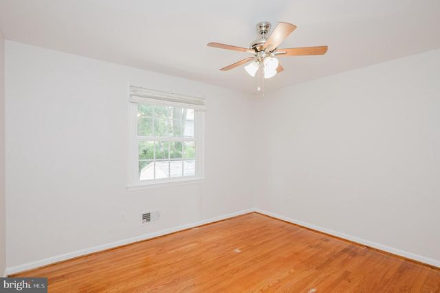 4 OLD SPRING CT, Cockeysville, MD 21030