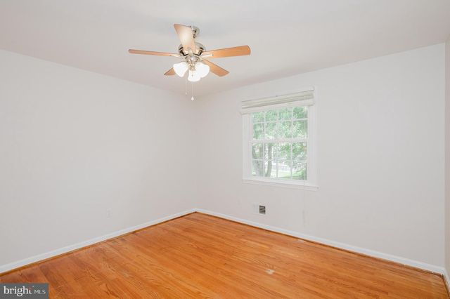 4 OLD SPRING CT, Cockeysville, MD 21030